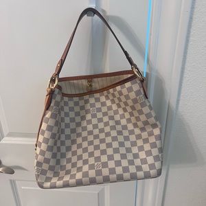 Louis Vuitton purse